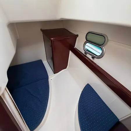Bateau-hôtel Unique Experience On A Boat In Saint-raphaël